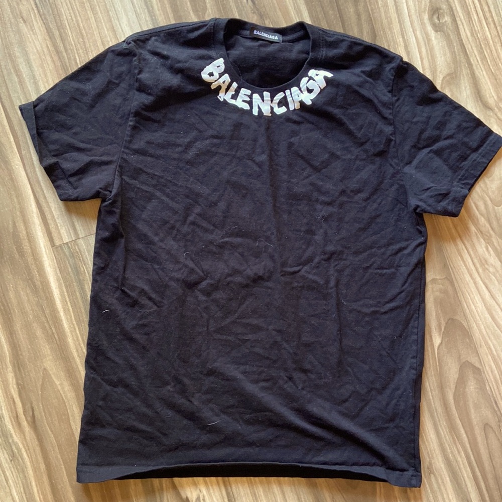 Valenciaga black printed tshirt